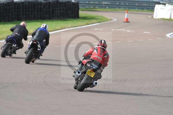 Motorcycle action photographs;Rockingham;Rockingham photographs;Trackday digital images;event digital images;eventdigitalimages;no limits trackday;peter wileman photography;rockingham corby northamptonshire;trackday;trackday photos