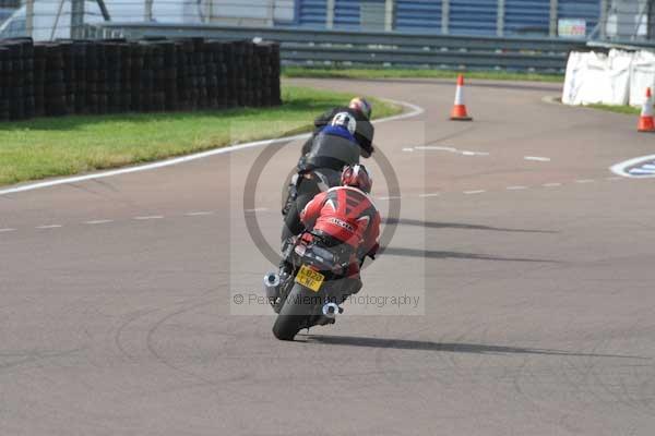 Motorcycle action photographs;Rockingham;Rockingham photographs;Trackday digital images;event digital images;eventdigitalimages;no limits trackday;peter wileman photography;rockingham corby northamptonshire;trackday;trackday photos