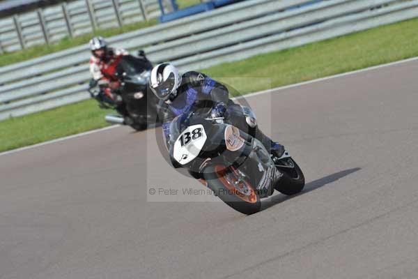 Motorcycle action photographs;Rockingham;Rockingham photographs;Trackday digital images;event digital images;eventdigitalimages;no limits trackday;peter wileman photography;rockingham corby northamptonshire;trackday;trackday photos