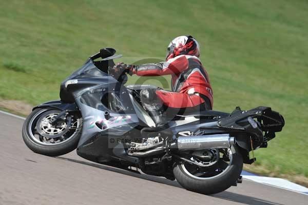 Motorcycle action photographs;Rockingham;Rockingham photographs;Trackday digital images;event digital images;eventdigitalimages;no limits trackday;peter wileman photography;rockingham corby northamptonshire;trackday;trackday photos