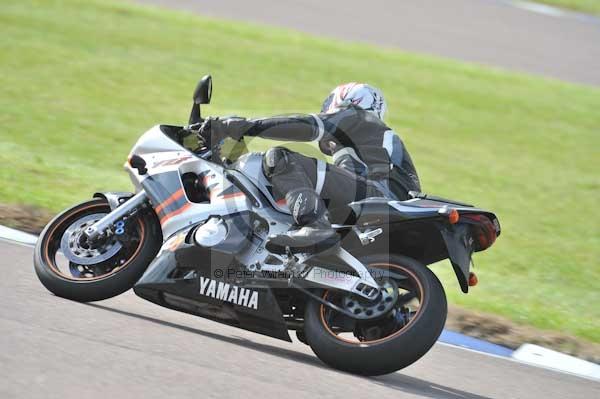 Motorcycle action photographs;Rockingham;Rockingham photographs;Trackday digital images;event digital images;eventdigitalimages;no limits trackday;peter wileman photography;rockingham corby northamptonshire;trackday;trackday photos