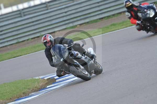 Motorcycle action photographs;Rockingham;Rockingham photographs;Trackday digital images;event digital images;eventdigitalimages;no limits trackday;peter wileman photography;rockingham corby northamptonshire;trackday;trackday photos