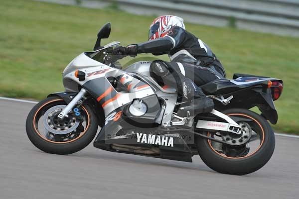 Motorcycle action photographs;Rockingham;Rockingham photographs;Trackday digital images;event digital images;eventdigitalimages;no limits trackday;peter wileman photography;rockingham corby northamptonshire;trackday;trackday photos