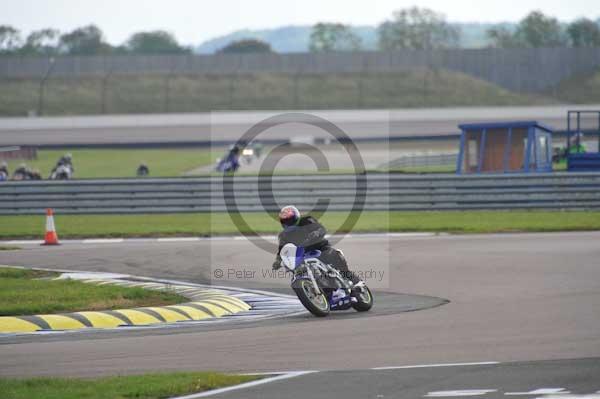 Motorcycle action photographs;Rockingham;Rockingham photographs;Trackday digital images;event digital images;eventdigitalimages;no limits trackday;peter wileman photography;rockingham corby northamptonshire;trackday;trackday photos