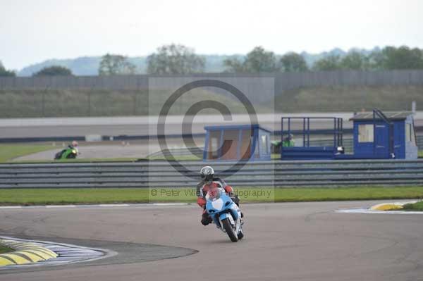 Motorcycle action photographs;Rockingham;Rockingham photographs;Trackday digital images;event digital images;eventdigitalimages;no limits trackday;peter wileman photography;rockingham corby northamptonshire;trackday;trackday photos