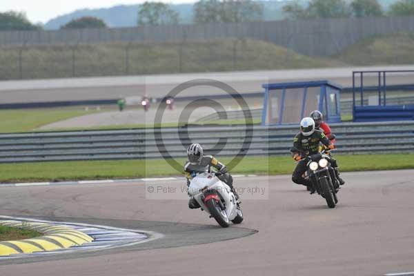 Motorcycle action photographs;Rockingham;Rockingham photographs;Trackday digital images;event digital images;eventdigitalimages;no limits trackday;peter wileman photography;rockingham corby northamptonshire;trackday;trackday photos