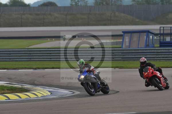 Motorcycle action photographs;Rockingham;Rockingham photographs;Trackday digital images;event digital images;eventdigitalimages;no limits trackday;peter wileman photography;rockingham corby northamptonshire;trackday;trackday photos