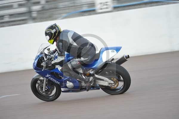 Motorcycle action photographs;Rockingham;Rockingham photographs;Trackday digital images;event digital images;eventdigitalimages;no limits trackday;peter wileman photography;rockingham corby northamptonshire;trackday;trackday photos