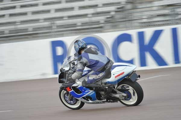 Motorcycle action photographs;Rockingham;Rockingham photographs;Trackday digital images;event digital images;eventdigitalimages;no limits trackday;peter wileman photography;rockingham corby northamptonshire;trackday;trackday photos