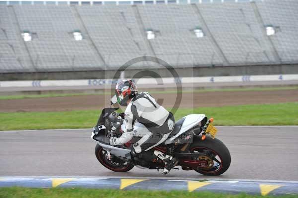 Motorcycle action photographs;Rockingham;Rockingham photographs;Trackday digital images;event digital images;eventdigitalimages;no limits trackday;peter wileman photography;rockingham corby northamptonshire;trackday;trackday photos