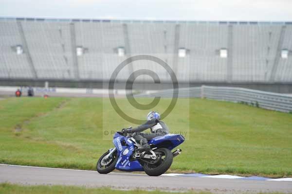 Motorcycle action photographs;Rockingham;Rockingham photographs;Trackday digital images;event digital images;eventdigitalimages;no limits trackday;peter wileman photography;rockingham corby northamptonshire;trackday;trackday photos