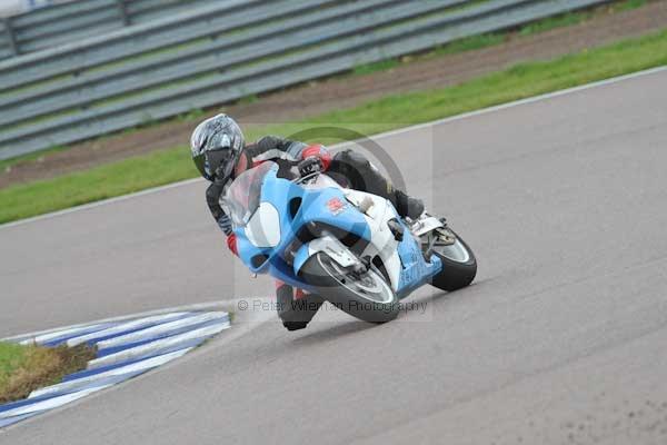 Motorcycle action photographs;Rockingham;Rockingham photographs;Trackday digital images;event digital images;eventdigitalimages;no limits trackday;peter wileman photography;rockingham corby northamptonshire;trackday;trackday photos