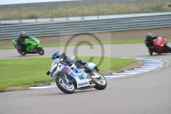 Motorcycle action photographs;Rockingham;Rockingham photographs;Trackday digital images;event digital images;eventdigitalimages;no limits trackday;peter wileman photography;rockingham corby northamptonshire;trackday;trackday photos