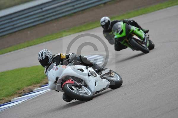 Motorcycle action photographs;Rockingham;Rockingham photographs;Trackday digital images;event digital images;eventdigitalimages;no limits trackday;peter wileman photography;rockingham corby northamptonshire;trackday;trackday photos