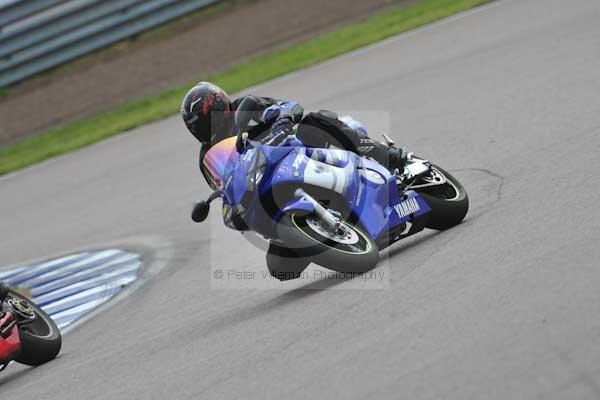 Motorcycle action photographs;Rockingham;Rockingham photographs;Trackday digital images;event digital images;eventdigitalimages;no limits trackday;peter wileman photography;rockingham corby northamptonshire;trackday;trackday photos