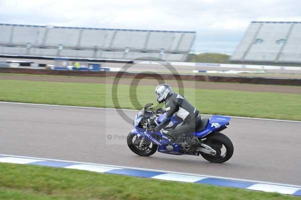 Motorcycle action photographs;Rockingham;Rockingham photographs;Trackday digital images;event digital images;eventdigitalimages;no limits trackday;peter wileman photography;rockingham corby northamptonshire;trackday;trackday photos