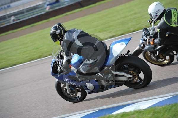 Motorcycle action photographs;Rockingham;Rockingham photographs;Trackday digital images;event digital images;eventdigitalimages;no limits trackday;peter wileman photography;rockingham corby northamptonshire;trackday;trackday photos