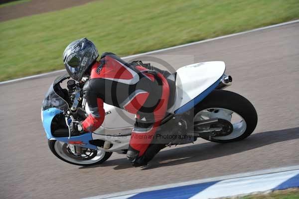 Motorcycle action photographs;Rockingham;Rockingham photographs;Trackday digital images;event digital images;eventdigitalimages;no limits trackday;peter wileman photography;rockingham corby northamptonshire;trackday;trackday photos