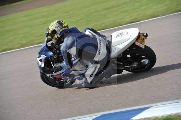 Motorcycle action photographs;Rockingham;Rockingham photographs;Trackday digital images;event digital images;eventdigitalimages;no limits trackday;peter wileman photography;rockingham corby northamptonshire;trackday;trackday photos