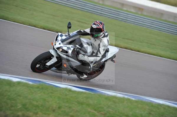 Motorcycle action photographs;Rockingham;Rockingham photographs;Trackday digital images;event digital images;eventdigitalimages;no limits trackday;peter wileman photography;rockingham corby northamptonshire;trackday;trackday photos