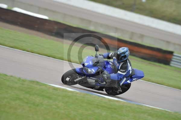 Motorcycle action photographs;Rockingham;Rockingham photographs;Trackday digital images;event digital images;eventdigitalimages;no limits trackday;peter wileman photography;rockingham corby northamptonshire;trackday;trackday photos