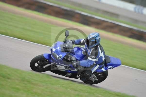 Motorcycle action photographs;Rockingham;Rockingham photographs;Trackday digital images;event digital images;eventdigitalimages;no limits trackday;peter wileman photography;rockingham corby northamptonshire;trackday;trackday photos