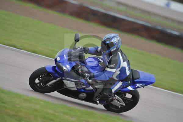 Motorcycle action photographs;Rockingham;Rockingham photographs;Trackday digital images;event digital images;eventdigitalimages;no limits trackday;peter wileman photography;rockingham corby northamptonshire;trackday;trackday photos