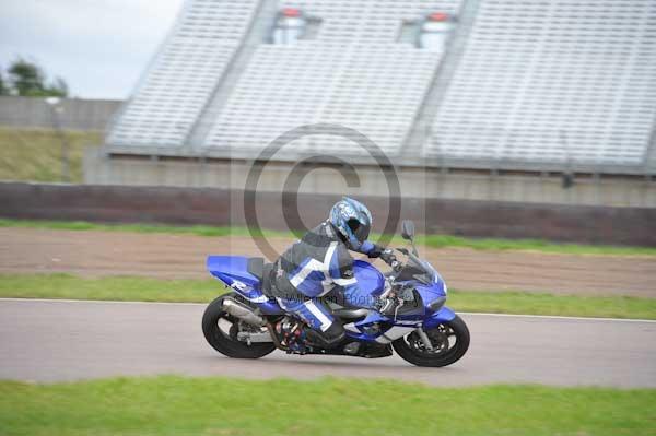 Motorcycle action photographs;Rockingham;Rockingham photographs;Trackday digital images;event digital images;eventdigitalimages;no limits trackday;peter wileman photography;rockingham corby northamptonshire;trackday;trackday photos