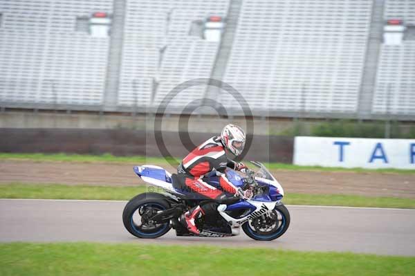 Motorcycle action photographs;Rockingham;Rockingham photographs;Trackday digital images;event digital images;eventdigitalimages;no limits trackday;peter wileman photography;rockingham corby northamptonshire;trackday;trackday photos