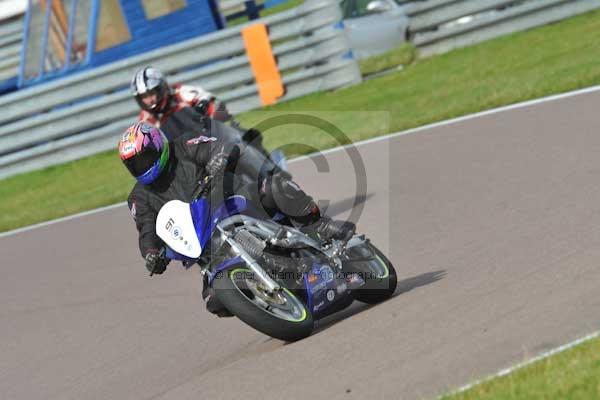 Motorcycle action photographs;Rockingham;Rockingham photographs;Trackday digital images;event digital images;eventdigitalimages;no limits trackday;peter wileman photography;rockingham corby northamptonshire;trackday;trackday photos