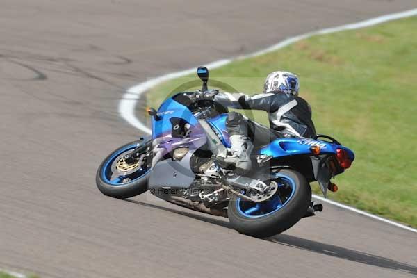 Motorcycle action photographs;Rockingham;Rockingham photographs;Trackday digital images;event digital images;eventdigitalimages;no limits trackday;peter wileman photography;rockingham corby northamptonshire;trackday;trackday photos