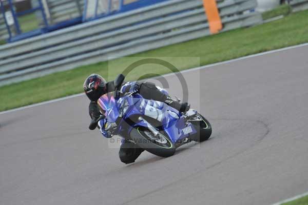 Motorcycle action photographs;Rockingham;Rockingham photographs;Trackday digital images;event digital images;eventdigitalimages;no limits trackday;peter wileman photography;rockingham corby northamptonshire;trackday;trackday photos