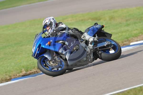 Motorcycle action photographs;Rockingham;Rockingham photographs;Trackday digital images;event digital images;eventdigitalimages;no limits trackday;peter wileman photography;rockingham corby northamptonshire;trackday;trackday photos