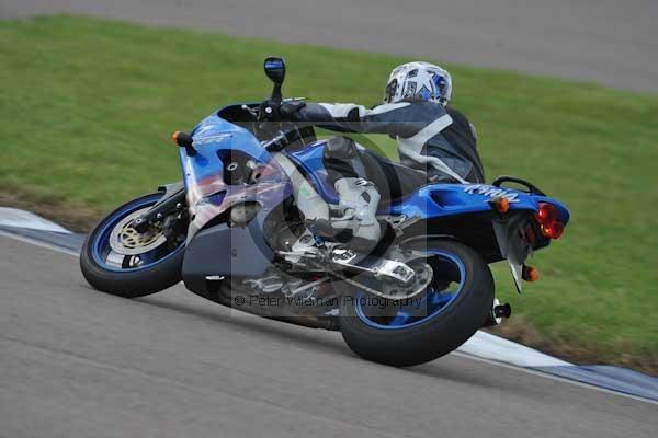 Motorcycle action photographs;Rockingham;Rockingham photographs;Trackday digital images;event digital images;eventdigitalimages;no limits trackday;peter wileman photography;rockingham corby northamptonshire;trackday;trackday photos