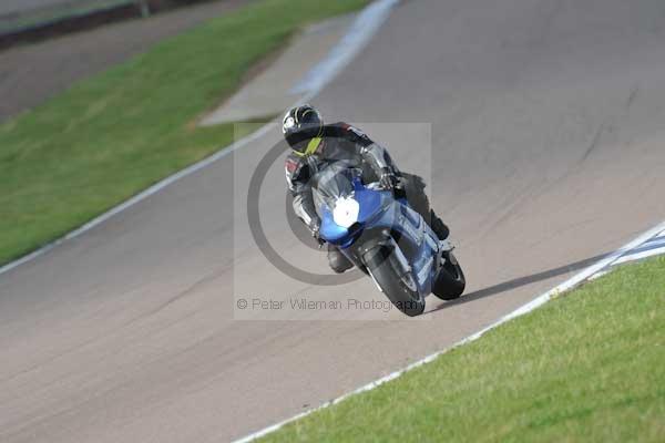 Motorcycle action photographs;Rockingham;Rockingham photographs;Trackday digital images;event digital images;eventdigitalimages;no limits trackday;peter wileman photography;rockingham corby northamptonshire;trackday;trackday photos