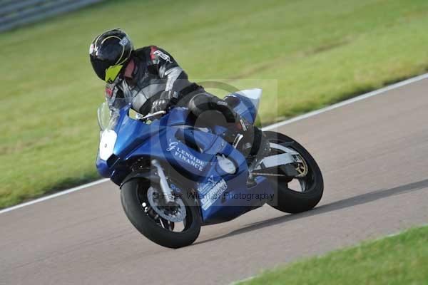 Motorcycle action photographs;Rockingham;Rockingham photographs;Trackday digital images;event digital images;eventdigitalimages;no limits trackday;peter wileman photography;rockingham corby northamptonshire;trackday;trackday photos