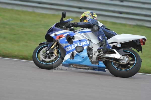 Motorcycle action photographs;Rockingham;Rockingham photographs;Trackday digital images;event digital images;eventdigitalimages;no limits trackday;peter wileman photography;rockingham corby northamptonshire;trackday;trackday photos