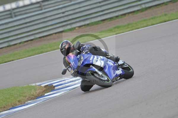 Motorcycle action photographs;Rockingham;Rockingham photographs;Trackday digital images;event digital images;eventdigitalimages;no limits trackday;peter wileman photography;rockingham corby northamptonshire;trackday;trackday photos