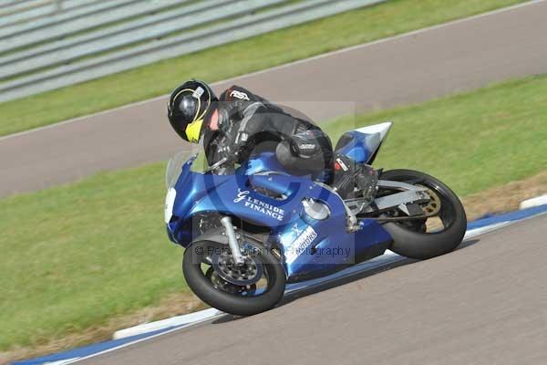 Motorcycle action photographs;Rockingham;Rockingham photographs;Trackday digital images;event digital images;eventdigitalimages;no limits trackday;peter wileman photography;rockingham corby northamptonshire;trackday;trackday photos