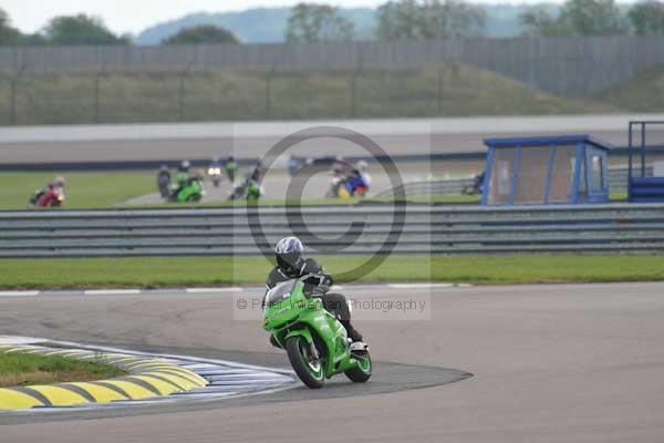 Motorcycle action photographs;Rockingham;Rockingham photographs;Trackday digital images;event digital images;eventdigitalimages;no limits trackday;peter wileman photography;rockingham corby northamptonshire;trackday;trackday photos