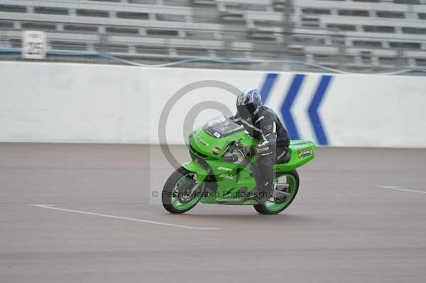 Motorcycle action photographs;Rockingham;Rockingham photographs;Trackday digital images;event digital images;eventdigitalimages;no limits trackday;peter wileman photography;rockingham corby northamptonshire;trackday;trackday photos