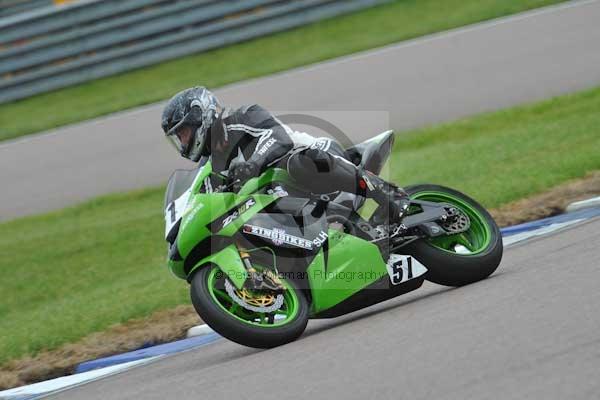 Motorcycle action photographs;Rockingham;Rockingham photographs;Trackday digital images;event digital images;eventdigitalimages;no limits trackday;peter wileman photography;rockingham corby northamptonshire;trackday;trackday photos