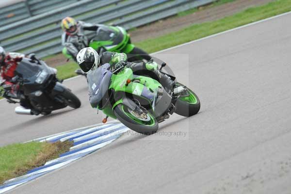 Motorcycle action photographs;Rockingham;Rockingham photographs;Trackday digital images;event digital images;eventdigitalimages;no limits trackday;peter wileman photography;rockingham corby northamptonshire;trackday;trackday photos