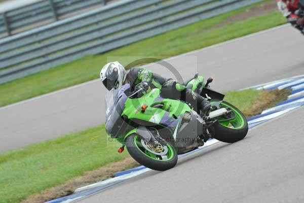 Motorcycle action photographs;Rockingham;Rockingham photographs;Trackday digital images;event digital images;eventdigitalimages;no limits trackday;peter wileman photography;rockingham corby northamptonshire;trackday;trackday photos