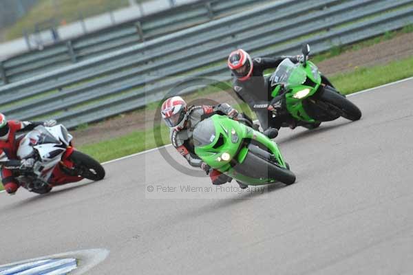 Motorcycle action photographs;Rockingham;Rockingham photographs;Trackday digital images;event digital images;eventdigitalimages;no limits trackday;peter wileman photography;rockingham corby northamptonshire;trackday;trackday photos