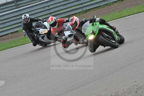 Motorcycle action photographs;Rockingham;Rockingham photographs;Trackday digital images;event digital images;eventdigitalimages;no limits trackday;peter wileman photography;rockingham corby northamptonshire;trackday;trackday photos