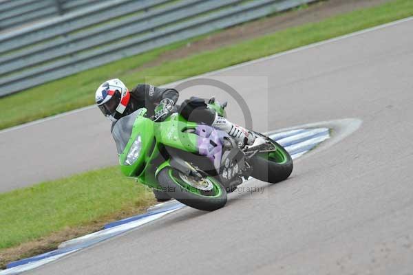 Motorcycle action photographs;Rockingham;Rockingham photographs;Trackday digital images;event digital images;eventdigitalimages;no limits trackday;peter wileman photography;rockingham corby northamptonshire;trackday;trackday photos