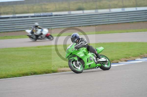 Motorcycle action photographs;Rockingham;Rockingham photographs;Trackday digital images;event digital images;eventdigitalimages;no limits trackday;peter wileman photography;rockingham corby northamptonshire;trackday;trackday photos