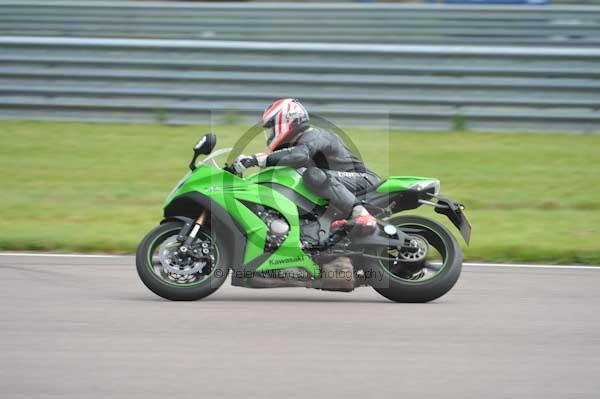 Motorcycle action photographs;Rockingham;Rockingham photographs;Trackday digital images;event digital images;eventdigitalimages;no limits trackday;peter wileman photography;rockingham corby northamptonshire;trackday;trackday photos