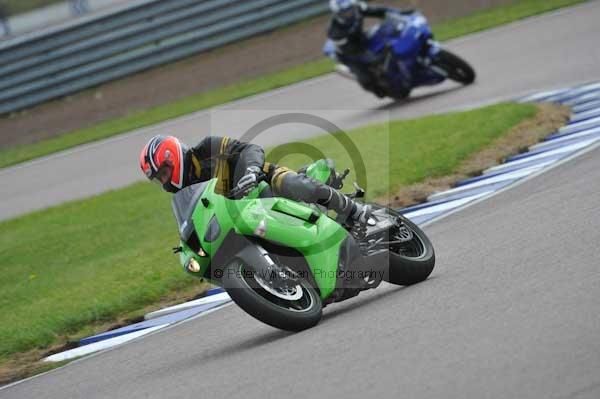 Motorcycle action photographs;Rockingham;Rockingham photographs;Trackday digital images;event digital images;eventdigitalimages;no limits trackday;peter wileman photography;rockingham corby northamptonshire;trackday;trackday photos